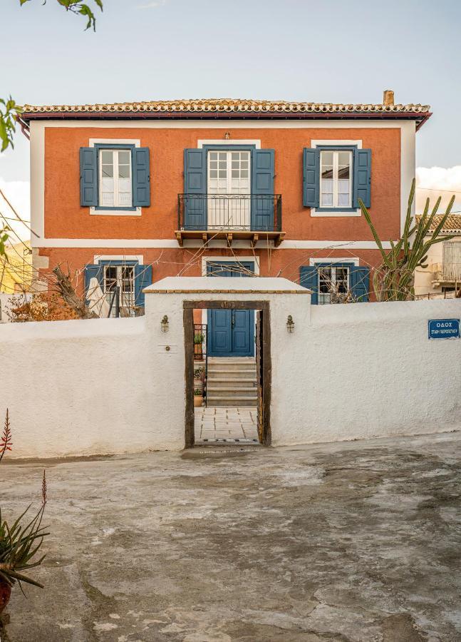 The 1813 Painter'S Villa By Neuvel Galaxídhion Buitenkant foto