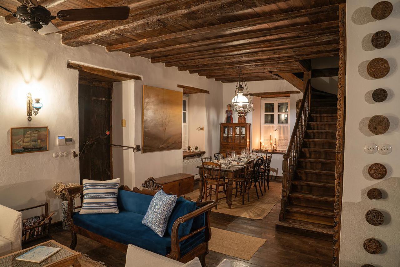 The 1813 Painter'S Villa By Neuvel Galaxídhion Buitenkant foto