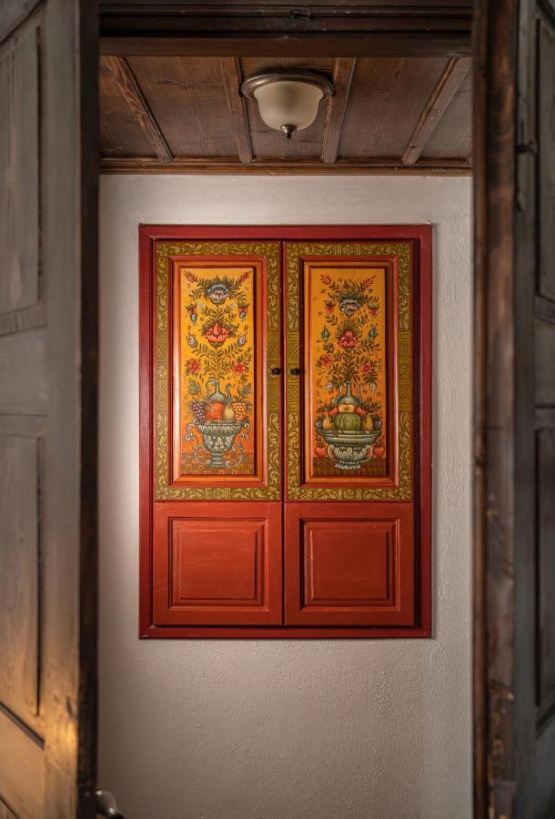 The 1813 Painter'S Villa By Neuvel Galaxídhion Buitenkant foto